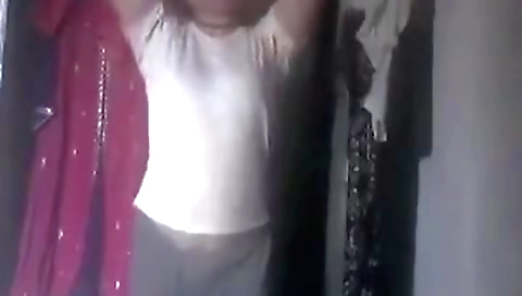 Desi Hot Girl Showing Her Boobs Her Lover