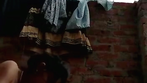 Today Exclusive- Sexy Bhabhi Record Her Bathing Clip