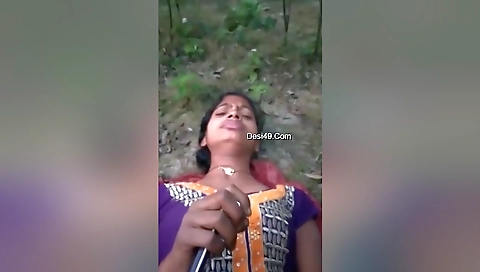 Today Exclusive- Desi Village Girl Out Door Pussy Fingering By Bf