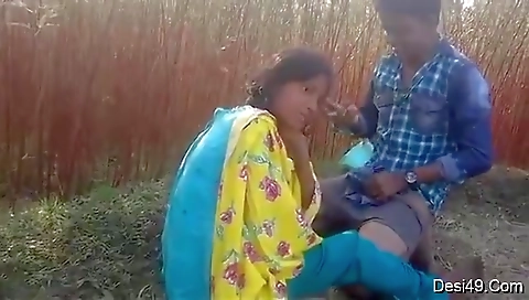 Today Exclusive-desi Village Lover Outdoor Fucked