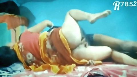 Indian Hot Women Riding Over Her Dever And Taking His Big Black Dick Inside Her Tight Pussy