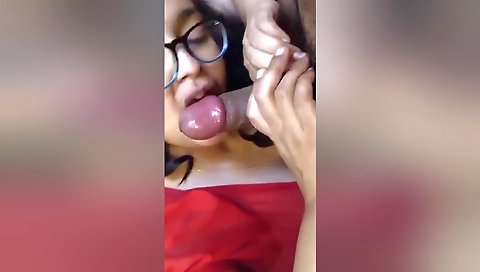 Today Exclusive-horny Nri Wife Sucking Hubby Dick