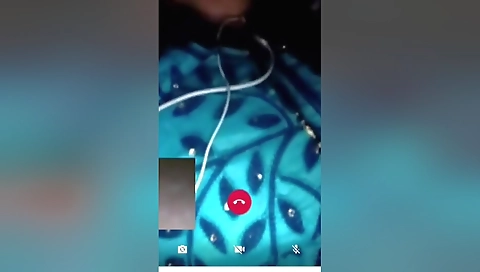 Today Exclusive- Horny Varsha Bhabhi Showing Her Boobs And Pussy On Video Call 1