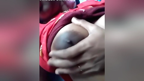 Today Exclusive- Mallu Girl Play With Her Big Boobs 1