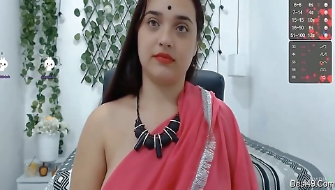 Today Exclusive- Sexy Desi Bhabhi Showing Her Boobs And Pussy On Cam Show