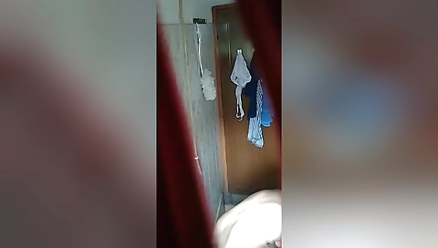 Exclusive- Indian Bhabhi Washing Her Cloths And Bathing