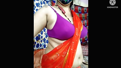 Butyful Indian Bhabhi Show His Undergarments And Sexy Figure