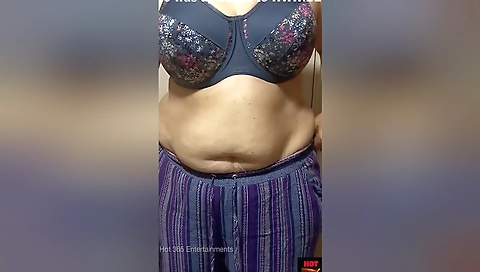 Huge Breasts - Step Sister Showing Her In Bra