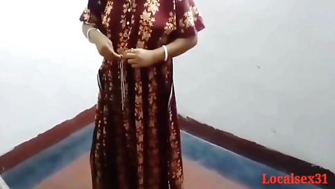 Indian Village Bhabhi Outdoor Fuck Her Cousin