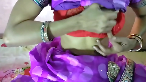 First time hot Desi bhabi ki chudai boyfriend ne ki bhabi ki cekh nikalgae with Hindi audio