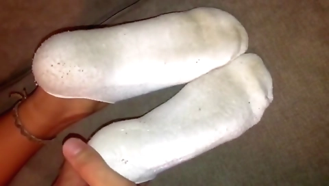Big bare indian soles