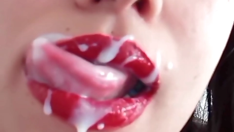 She Loves Cum In Her Mouth - Sexy Colombian