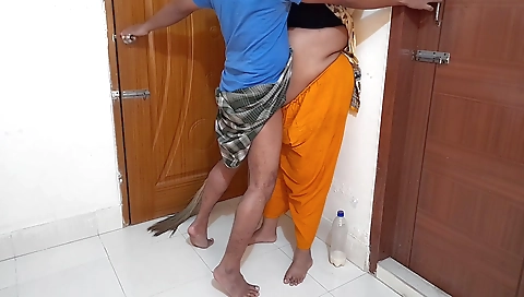 Devar Ne Mujhe Khali Ghar Mein Jabardasti Choda - Desi Milf Bhabhi Fucked By Devar While Sweeping Room (hindi Audio) - Devar Bhabhi