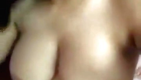 Ladki Apne Boobs Dikhati Hai - Indian Nude Solo